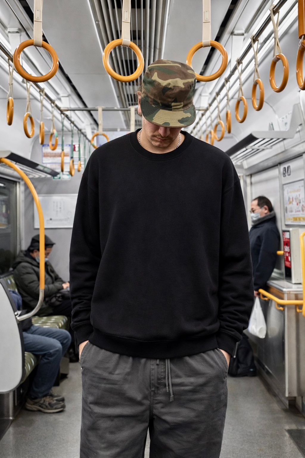 BUNDLE DE 5 SUDADERAS CREWNECK